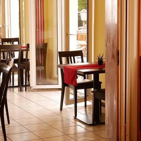 호텔 Restaurant Krone 나소